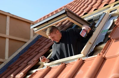 Pose de fenêtres de toit Velux à Châtelus